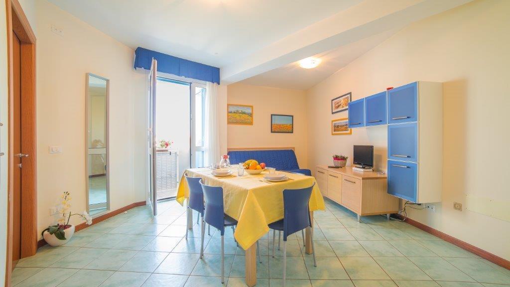 Aparthotel Gioia Каорле Стая снимка
